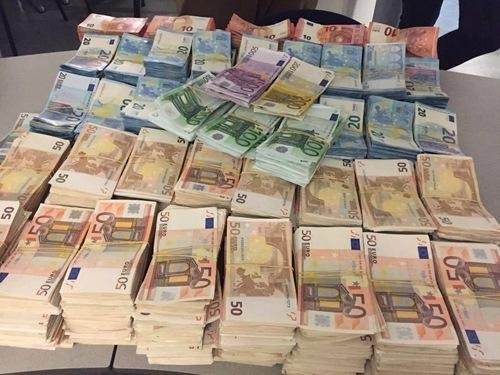 165英镑等于多少人民币 165镑等于多少人民币